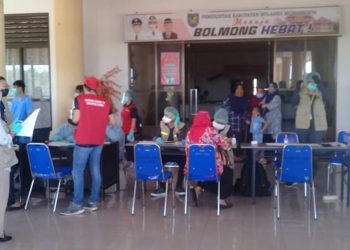 Pejabat Hingga Staf Pemkab Bolmong Ikut  Swab Massal