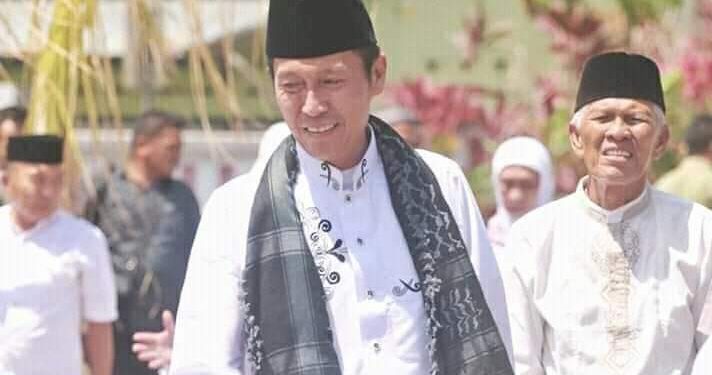 Melihat Dari Dekat Sosok Iskandar Kamaru