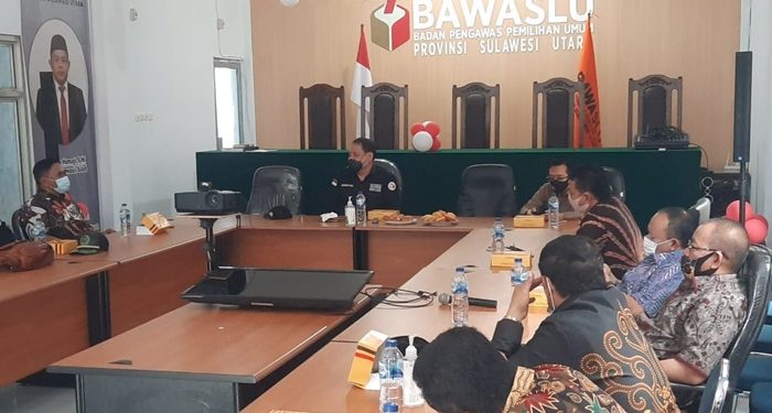 Bawaslu Sulut Menerima Studi Komparasi  DPRD Provinsi Gorontalo