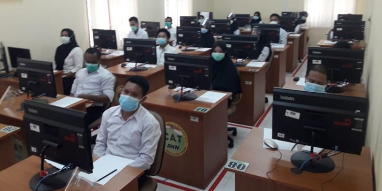 Peserta Seleksi CPNS Kabupaten Bolsel Mulai Ikuti CAT SKB