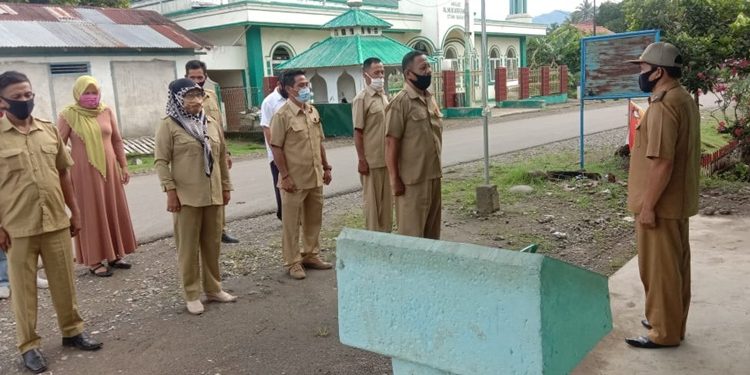 Tingkatkan Layanan Publik Camat Passi Barat Berkantor di Desa