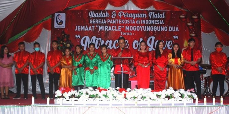 Pemkab Bolmong Rayakan Ibadah Pra Natal