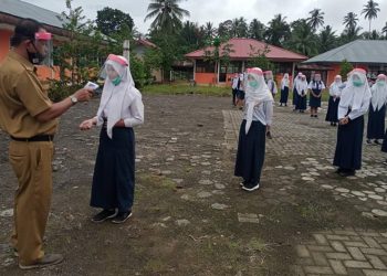 Siswa Kelas Ujian di Bolmong Mulai Ikuti Simulasi Belajar di Ruangan