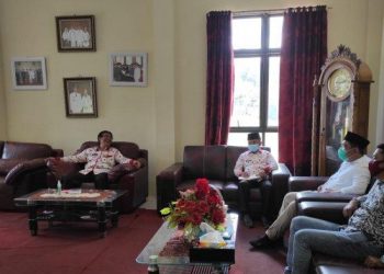 Bawaslu Bolsel Audiens Bersama Pjs Bupati Bolsel