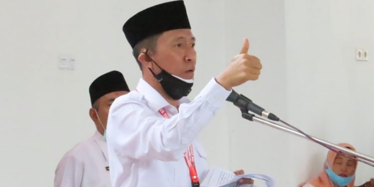 Iskandar: Di Bolsel Saya Orang Pertama Yang Akan Divaksin Covid-19