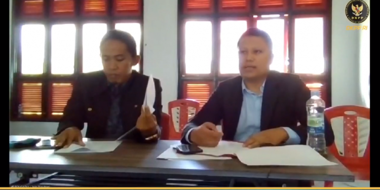 DKPP Diminta Berhentikan Anggota KPU Bolsel Topan Bolilio