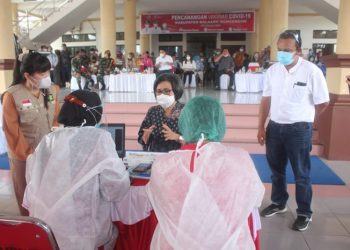 Bupati dan Ketua DPRD Bolmong Tak Lolos Disuntik Vaksin