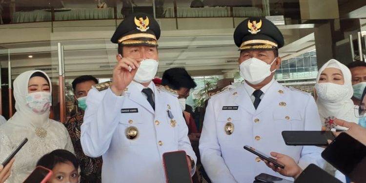 Iskandar Beri Sinyal Untuk Rotasi Pejabat