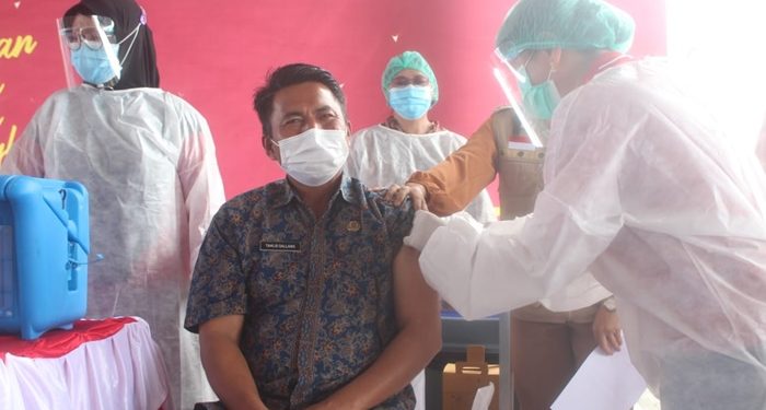 Ini Pengakuan Mengejutkan Sekda Bolmong Usai Disuntik Vaksin