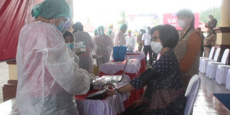 Yasti Pastikan Vaksin Covid-19 Aman dan Halal