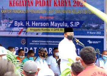 Herson Buka Program Padat Karya di UPT Dirjen Perhubungan Laut Bitung