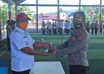 Pemkab Bolsel Serahkan Hibah Mobil Operasional Untuk Polres