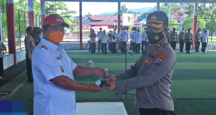 Pemkab Bolsel Serahkan Hibah Mobil Operasional Untuk Polres
