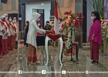 Selpian Manopo dan Win Ponuntul Dikukuhkan Sebagai Bunda PAUD Kabupaten Bolsel dan Bolmong