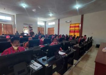 Peserta Lelang JPT Pratama Lingkup Pemkab Bolmong Tes Penyusunan Makalah