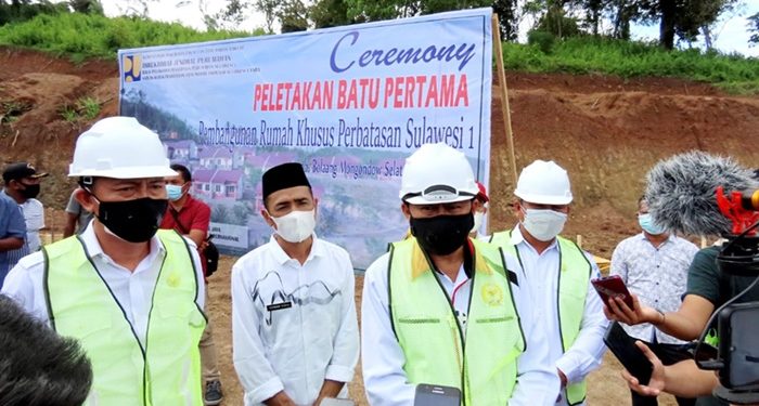 Herson Bawa 3.2 Miliar Untuk 25 Unit Rumah Nelayan di Bolsel