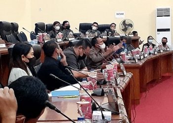 “Adu Mulut” Warnai Paripurna di DPRD Bolmong