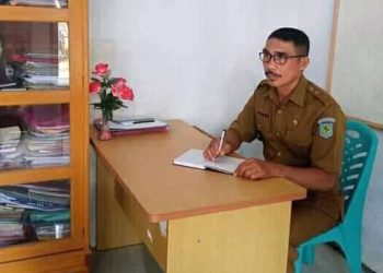 Kades Ambang Dua Ocniel Pudi Terancam Dinonaktifkan