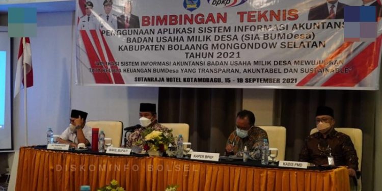 Wabup Bolsel Buka Bimtek SIA BUMDesa