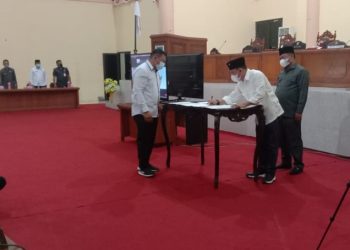 DPRD Bolmong Sahkan Ranperda KUA PPAS APBD Perubahan 2021