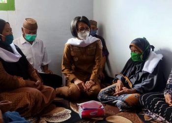 YSM Kunjungi Rumah Duka Dua Almarhum Kades dan Kemenag