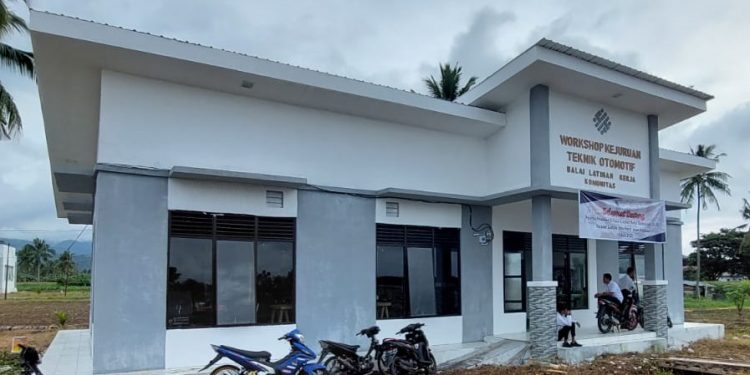 Nama Sukron Mamonto dan Yayasan Laduna Ilma Nurul Iman Disebut di Proyek Ini