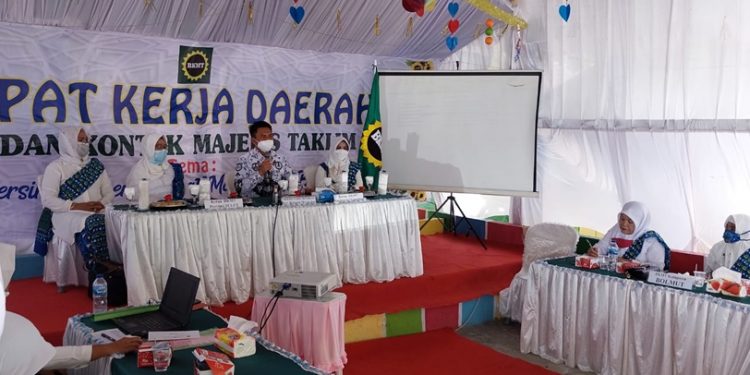 Tahlis Berharap BKMT Terus Menjadi Ujung Tombak Program Pemerintah Daerah