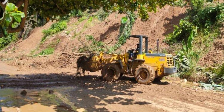 PT PP Siapkan Alat Berat Antisipasi Longsor di Jalur Pindol