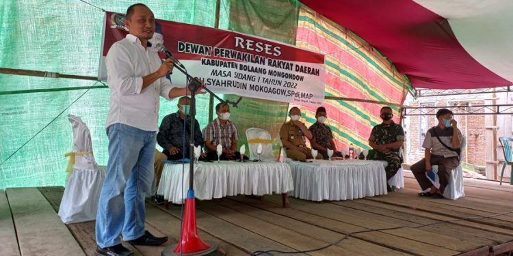 Reses DPRD Bolmong, Mat Mokoagow Bawah Usulan Masyarakat Dapil Enam