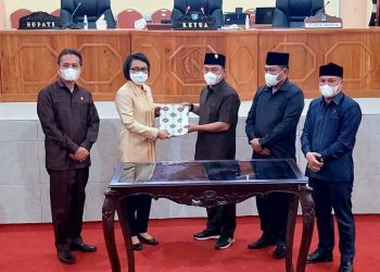 Bupati Bolmong Terima Rekomendasi Pansus LKPJ