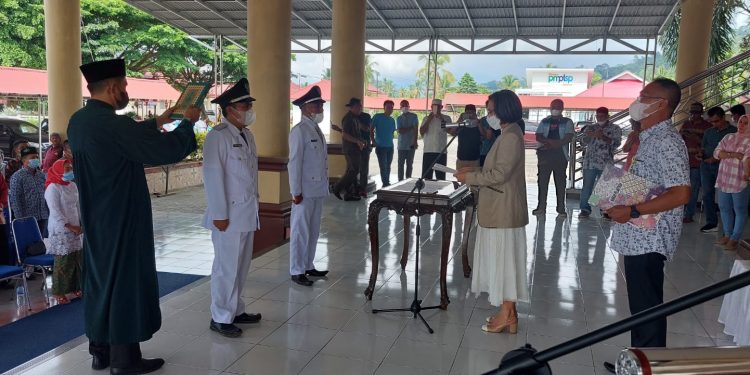 Bupati Bolmong Lantik Dua Sangadi Terpilih Antarwaktu
