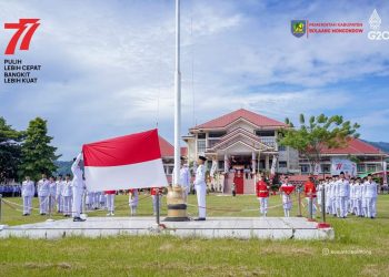Paskibra Bolmong Sukses Kibarkan Bendera Merah Putih