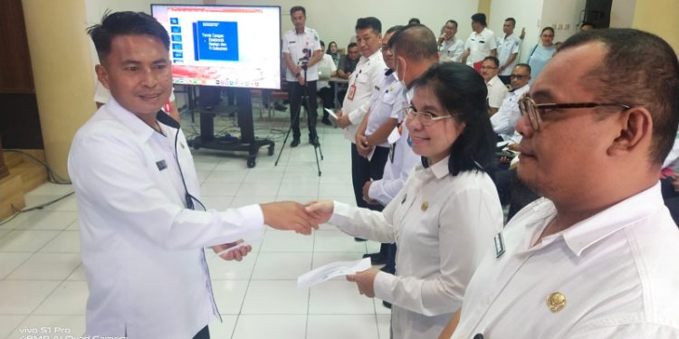 Kominfo Bolmong Menggelar Sosialisasi dan Bimtek Pemanfaatan Tanda Tangan Elektronik