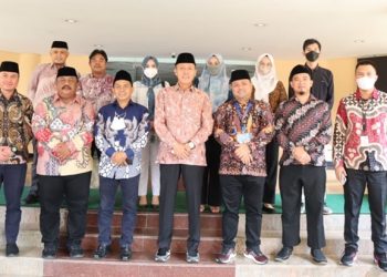 Iskandar Kamaru Jadi Mentor Sekda Bolsel di Pelatihan Kepemimpinan Nasional Tingkat II