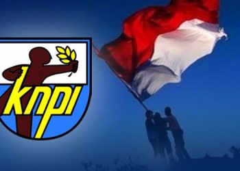 TOTABUAN.CO BOLMONG – Musda Komite Nasional Pemuda Indonesia (KNPI) Kabupaten Bolaang Mongondow (Bolmong) mulai hangat dibahas. Masa periode kepengurusan yang lama periode 2016-2022, saat ini sudah berakhir dan akan segera beralih ke kepengurusan yang baru. Nama Feramitha Tiffani Mokodompit mulai ramai disebut lantaran dikabarkan akan maju. Kendati demikian, sejumlah harapan agar organisasi kepemudaan di Kabupaten Bolmong lebih maksimal berperan di masyarakat dan jangan hanya dijadikan batu loncatan para kader untuk berkarir di dunia politik. Hal tersebut dikatakan Fitra Datundugon anak muda asal Kecamatan Lolayan. Dia menilai  selama ini aktivis pemuda khususnya yang aktif di kepengurusan KNPI Bolmong hanya menjadikan organisasi tersebut sebagai batu loncatan untuk menuju karir politik. "Selama ini yang aktif di KNPI hanya mencari jabatan politik di kemudian hari," katanya Minggu 16 Oktober 2022. Dia menilai organisasi tersebut kurang berkembang karena yang ada dalam benak pengurusnya hanya urusan politik. Padahal KNPI mampu melahirkan sosok-sosok lain di luar politik. Seperti pengusaha dan generasi petani. Oleh karena itu, Fitra berharap KNPI Bolmong ke depan memiliki program kerja yang matang agar mampu melahirkan generasi penerus di berbagai bidang. "Harus bisa menciptakan banyak generasi di berbagai bidang.. KNPI punya kesempatan untuk itu, sehingga unsur politisnya bisa lebih pudar," katanya. Selain itu kader KNPI Bolmong kata dia, harus mampu mengembangkan potensi daerah. Lebih jauh dia mengatakan, jika diamati dalam konteks hari ini khususnya di Kabupaten Bolmong, gerakan pemuda terkesan lamban. Organisasi kepemudaan yang tidak terlalu kelihatan perannya di tengah problematika di tengah masyarakat. Padahal di Kabupaten Bolmong banyak terdapat organisasi yang seharusnya bisa menjadi episentrum gerakan dan wadah pemuda yang diharapkan bisa membawa solusi penyelesaian problem kedaerahan yang terus menghampiri masyarakat. Fitra menjelaskan, jika dilihat dari fungsinya sebagaimana tertuang dalam anggaran dasar, KNPI memiliki empat fungsi diantaranya, sebagai wadah perjuangan pemuda dalam kehidupan kemasyarakatan kebangsaan dan kenegaraan, berfungsi sebagai forum komunikasi dan penyalur aspirasi organisasi kemasyarakatan pemuda dalam meningkatkan derajat, taraf hidup, status dan kesejahteraan sosial. Selain itu sebagai perekat kemajemukan pemuda, dalam rangka meningkatkan kualitas persatuan dan kesatuan nasional guna mempercepat usaha pencapaian tujuan nasional. “KNPI ini sebagai laboratorium kader kepemudaan yang independen dan berwawasan kebangsaan. KNPI memiliki tanggung jawab yang besar terhadap problem pemuda dan organisasi pemuda yang ada di Kabupaten Bolmong. Namun saat ini KNPI Bolmong terlihat kehilangan fungsi. Banyak problem kepemudaan dan daerah, KNPI tidak kelihatan hadir mencoba untuk memberikan solusi atas problem tersebut,” jelasnya. Dia berharap dengan hadirnya kepengurusan KNPI Bolmong yang baru, akan melahirkan gagasan briliant dan mengembalikan fungsi KNPI. Dorong Feramitha Tiffani Mokodompit Ketua Forum Pemuda Peduli Bolmong (FP2BM)   Ronny F Mokoginta menyatakan dukungan terhadap Feramitha Tiffani Mokodompit untuk maju di Musda KNPI Kabupaten Bolmong. Dia menilai Kabupaten Bolmong butuh sosok Ketua KNPI pemuda yang baru. Ia menilai sosok Mitha sapaan akrab Feramitha Tiffani Mokodompit memiliki jiwa akomodatif terhadap semua kelompok kepemudaan di Kabupaten Bolmong. "Sosok Mitah memiliki visioner dalam membawa pemuda Bolmong ke arah yang lebih baik dan semakin maju," kata Ronny. Selain itu, lanjutnya, bakal calon Ketua KNPI harus memiliki integritas yang kuat dan layak untuk diteladani. Sosok Mitha merupakan Putri tercinta dari Penjabat Bupati Bolmong Limi Mokodompit.  Alumni program pascasarjana Universitas Gajah Mada, Yogyakarta ini dikabarkan akan maju. Dengan predikat Summa Cumlaude yang diraihnya, Mitha saat ini  mengimplementasikan sebagai investment Promotion, dalam rangka  pengembangan Investasi Bisnis di Sulut.  khususnya di Kabupaten Bolmong. Selain itu, Mitha  juga aktif di berbagai organisasi sosial dan kemasyarakatan. Dengan kapasitas dan kapabilitasnya, Mitha menguasai beberapa bahasa asing. Di beberapa kegiatan, Mitha kerap terlihat berdiskusi  dengan para Investor asing, mempromosikan potensi daerah. Sebagai perempuan muda potensial, Mitha diminta oleh kelompok pemuda Bolmong, untuk ikut dalam momentum pemilihan Ketua DPD KNPI Bolmong yang nanti akan dilaksanakan dalam waktu dekat ini. (*)