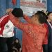 Pj Bupati Limi Mokodompit Kalungkan Medali Emas Untuk Finalis Bulutangkis Tunggal Putri Bolmong