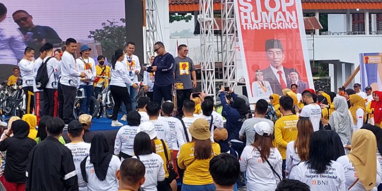 Rayakan HPMI, BP2MI Jalan Sehat dan Bagi-bagi Doorprize di Kotamobagu