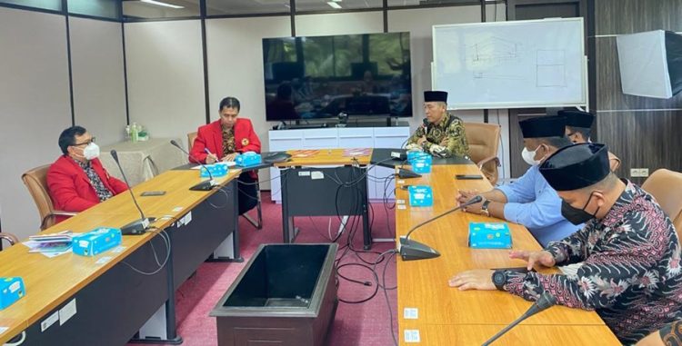 Kaleidoskop Setahun Pemerintahan BERKAH Kerjasama dengan Dua Universitas