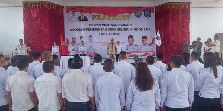 Felix Rapar Resmi Dilantik Ketua DPC APDESI Bolmong