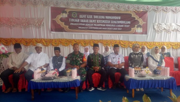 Yasti Soepredjo Mokoagow Silahturahmi dengan Pengurus BKMT di Kecamatan Sangtombolang