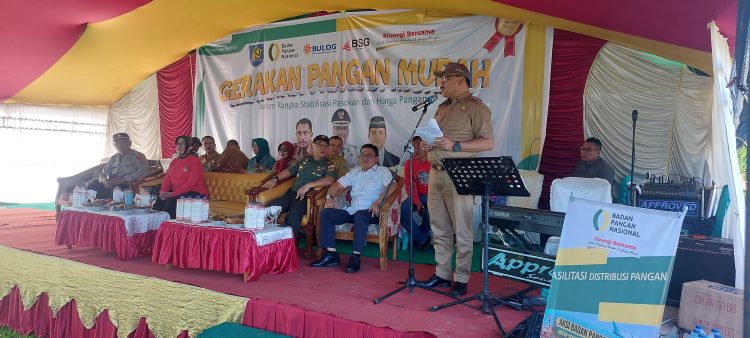 Pj Bupati Bolmong Limi Mokodompit Buka Gerakan Pangan Murah di Kecamatan Dumoga Tengah