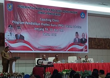 Bupati Limi Buka Coaching Clinic Profesi Guru se Kabupaten Bolmong