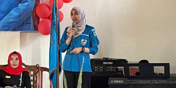 KNPI Bolmong Bagi bagi Bantuan Untuk Lansia