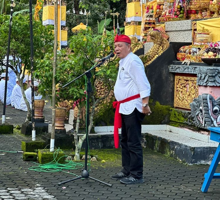 Anggota DPR RI Djendri Keintjem Ajak Warga Hindu Perkokoh Persatuan dan Kesatuan