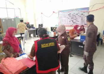 Ungkap Kasus Korupsi, Ruangan Kesra Pemkab Bolmong Digeledah