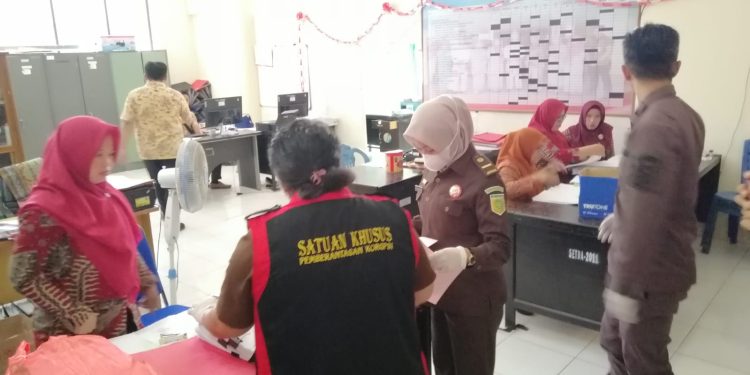 Ungkap Kasus Korupsi, Ruangan Kesra Pemkab Bolmong Digeledah