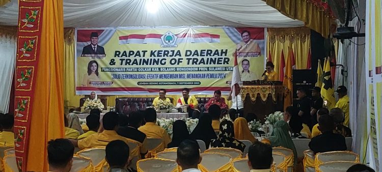 Ketua DPD Golkar Sulut Christiany Eugenia Paruntu Minta Kader Sosialisasi Prabowo Calon Presiden