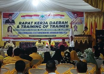 Ketua DPD Golkar Sulut Christiany Eugenia Paruntu Minta Kader Sosialisasi Prabowo Calon Presiden