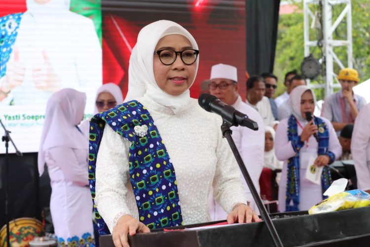 Yasti Soepredjo Mokoagow Resmi Dilantik Ketua PW BKMT Sulut