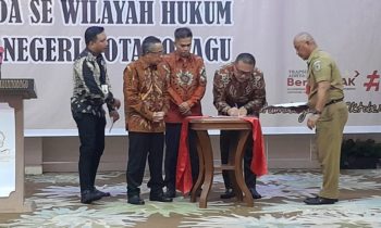 Pemkab Bolmong Hibahkan Tanah dan Bangunan Untuk Kejaksaan Tinggi Sulut
